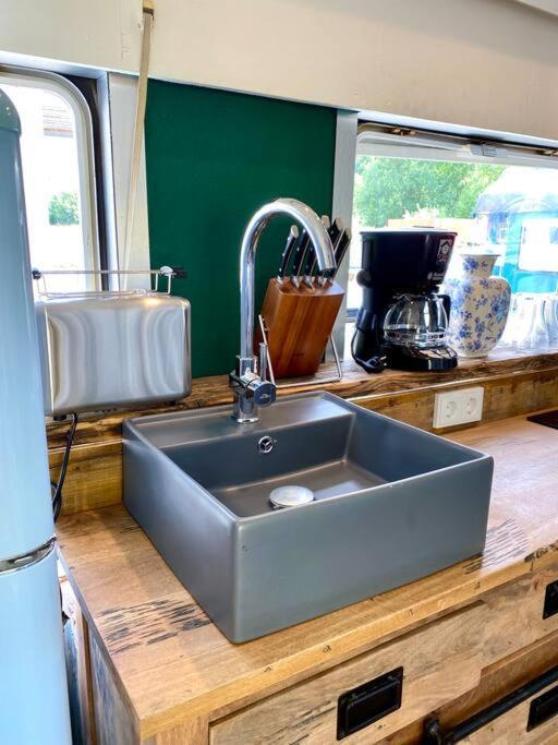 Gleis 1, Eisenbahn Waggon Mit Whirlpool Und Ofen Villa Dahlem  Dış mekan fotoğraf